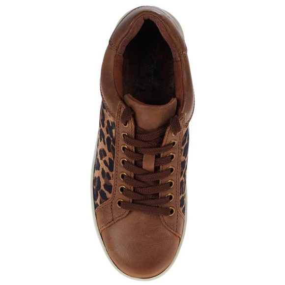 Born Sur Casual Shoes Sz 9M woman’s leopard print sneakers - Picture 4 of 10